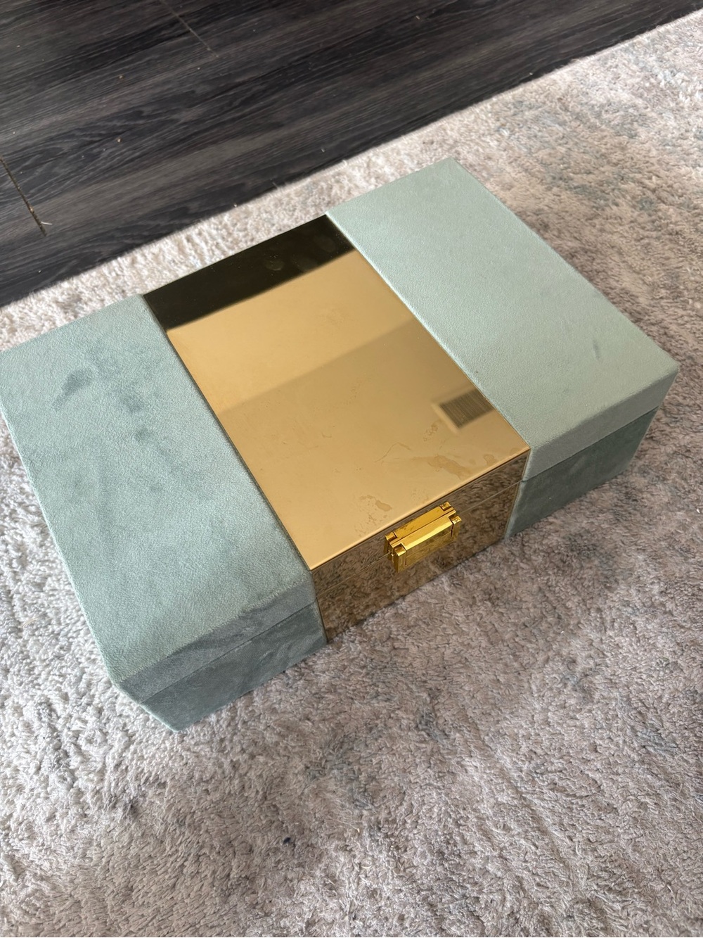 Source Unknown Mint Green and Gold Jewelry Box